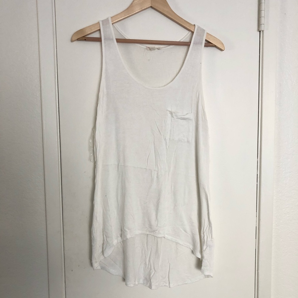 Zenana Outfitters white long tank top
